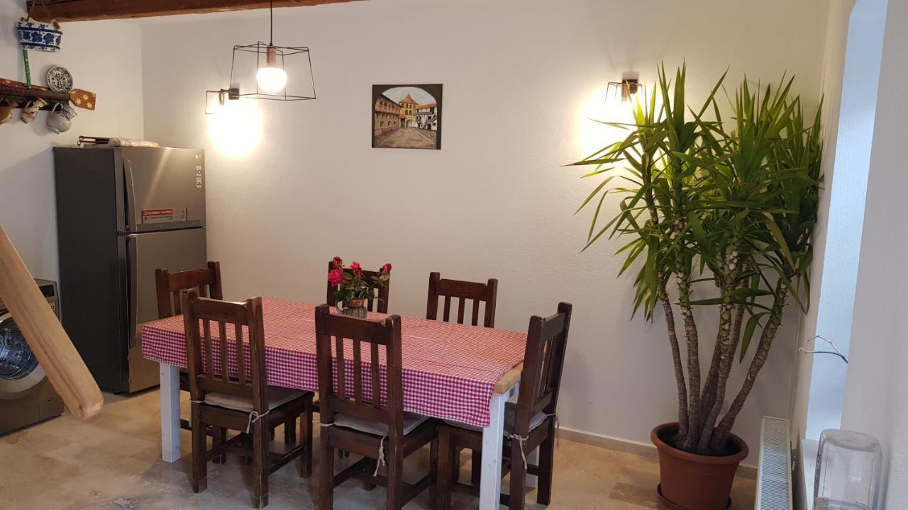 Otto'S Guesthouse Prejmer المظهر الخارجي الصورة
